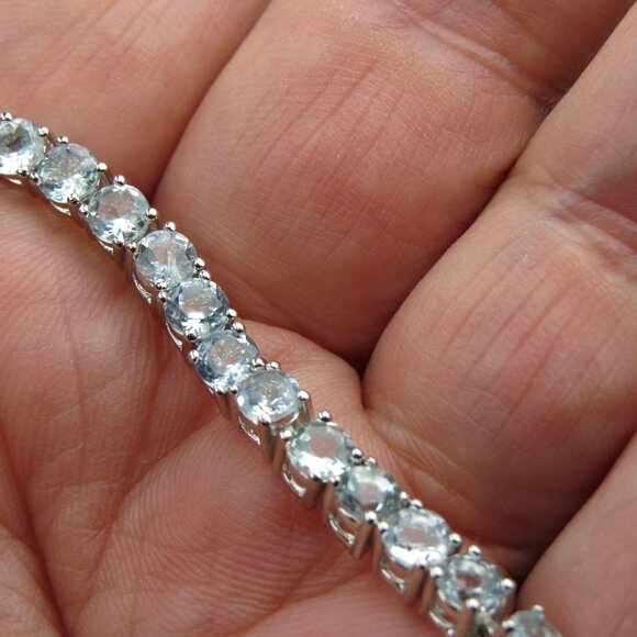 9 CARAT Aquamarine Sterling Silver Bracelet Hand Crafted 7" - Picture 3 of 5